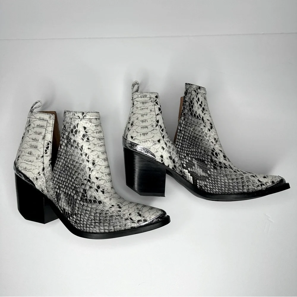 Jeffrey Campbell Cromwell Pointed Snake Python Cut-Out Leather Ankle Booties Sz8 - Picture 4 of 9